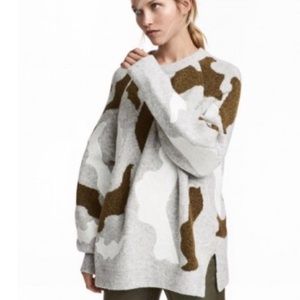 H&M Camo Jacquard Textured Oversized Sweater
